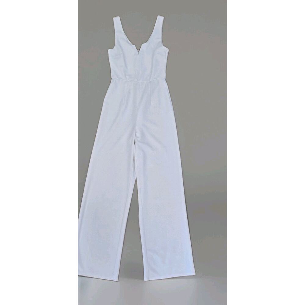 Altar'd State Women's M White Jumper Designer Sleeveless Formal Casual Fashion